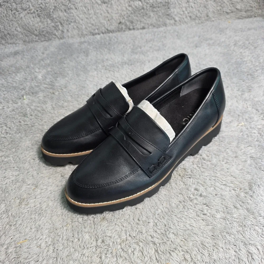 Vionic Cheryl II Penny Loafer Black Leather Lug Sole Womens 7‎ NEW